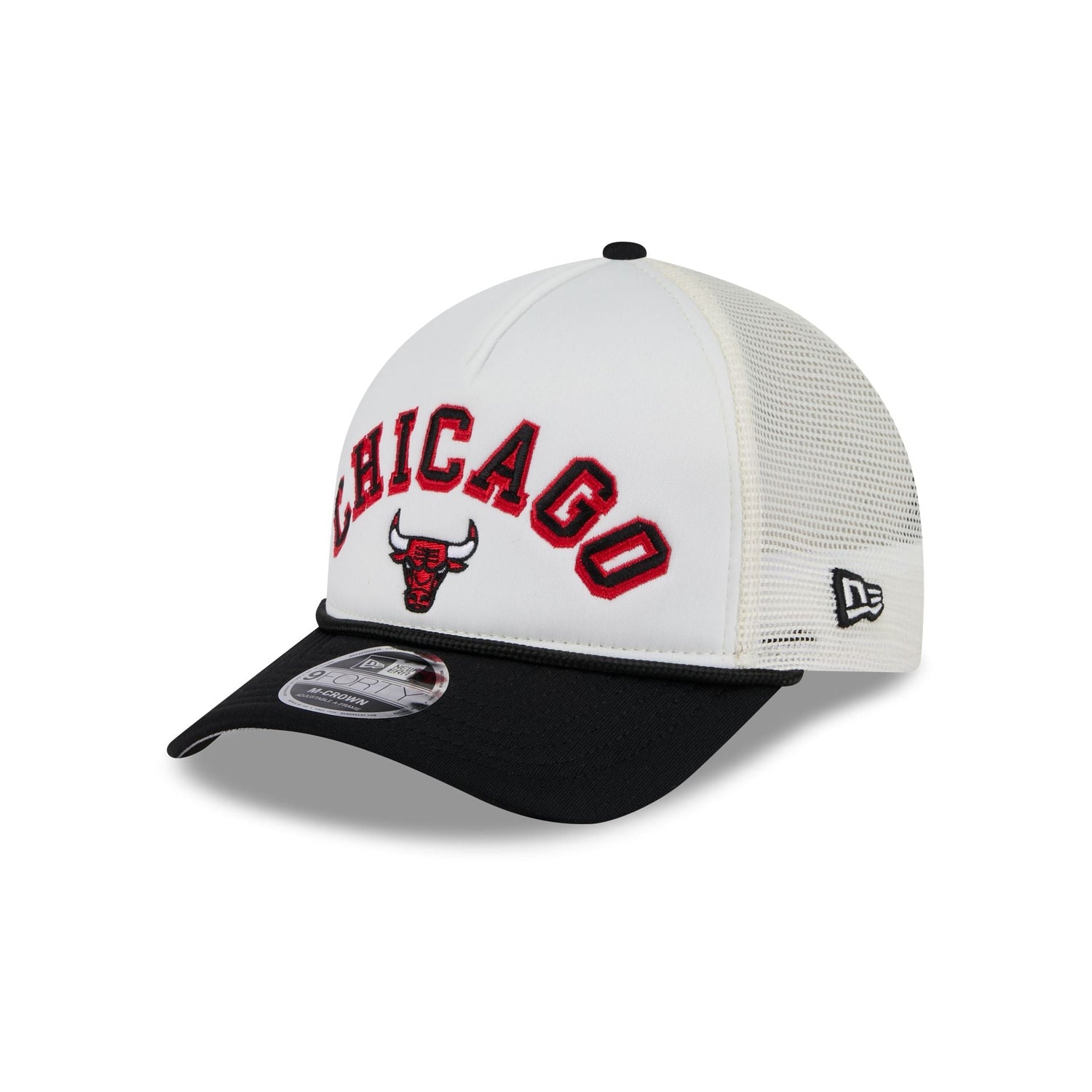 Chicago Bulls Chrome Arch 9FORTY M-Crown A-Frame Trucker Hat