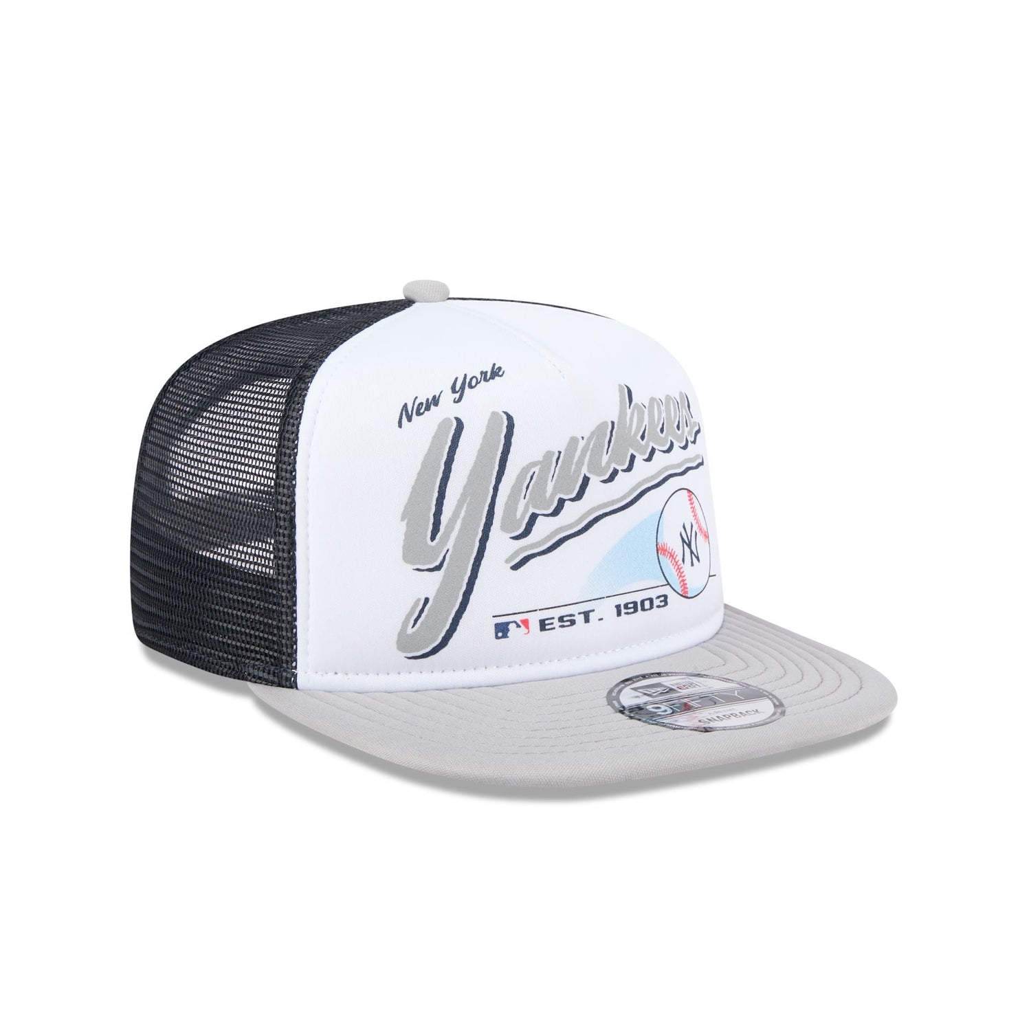 New York Yankees Retro Script 9FIFTY A-Frame Trucker Hat