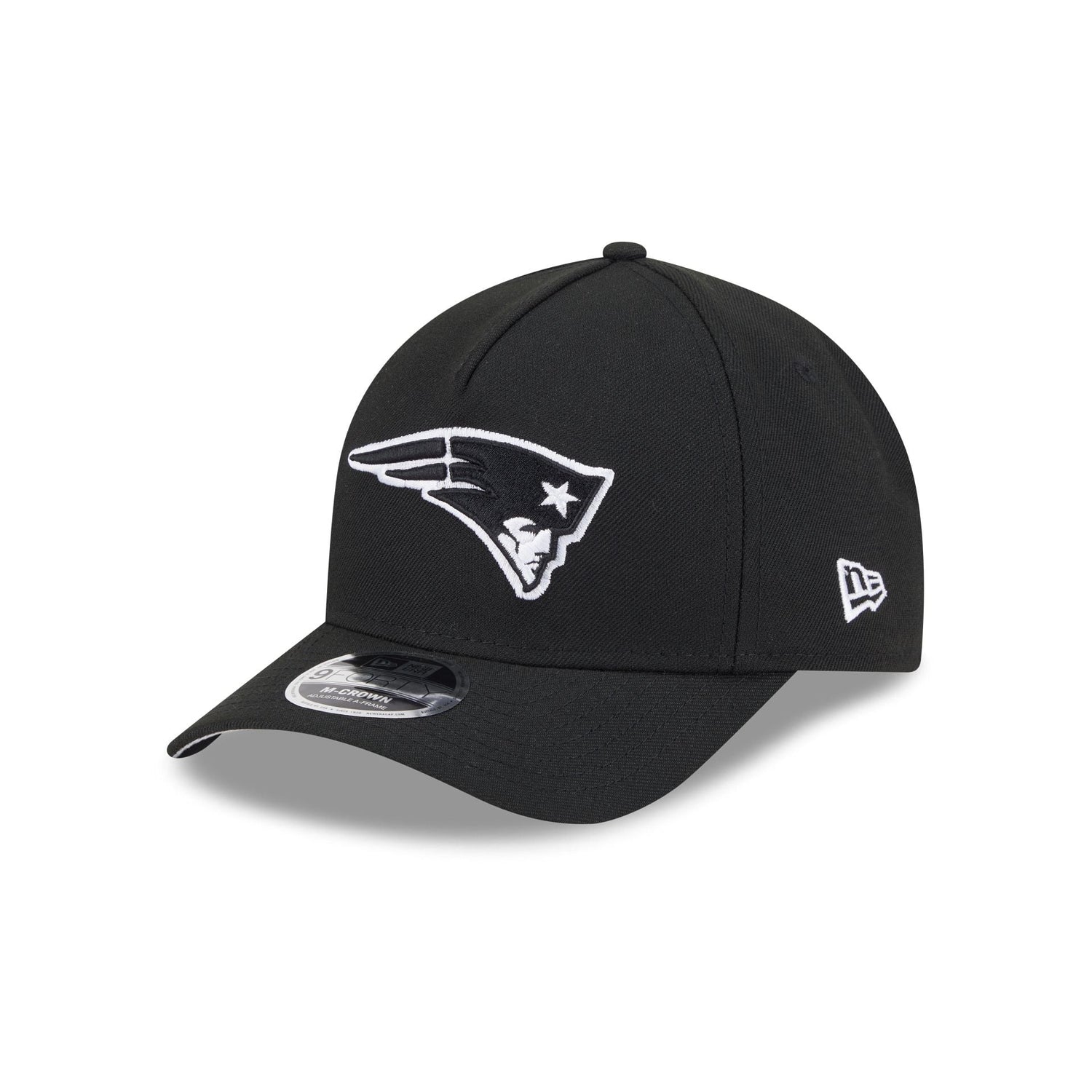 New England Patriots Black & White 9FORTY M-Crown A-Frame Snapback Hat