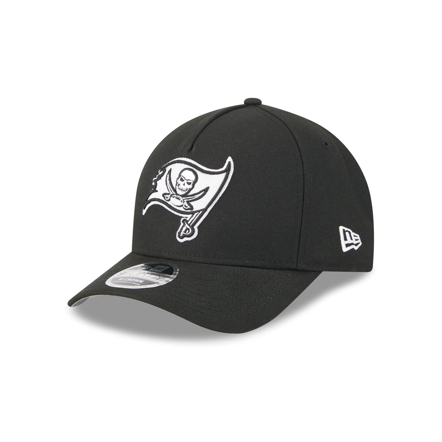 Tampa Bay Buccaneers Black & White 9FORTY M-Crown A-Frame Snapback Hat