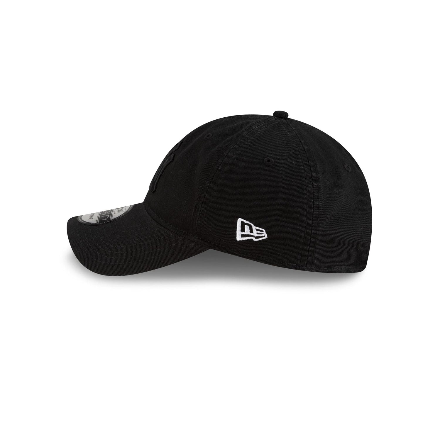 DKNY x New York Yankees All Black 9TWENTY Adjustable Hat