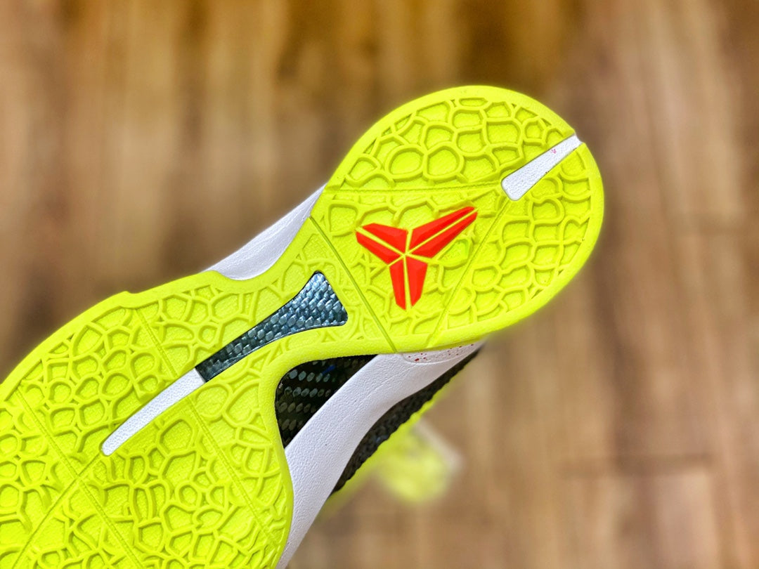 Kobe 6 Supreme Chaos