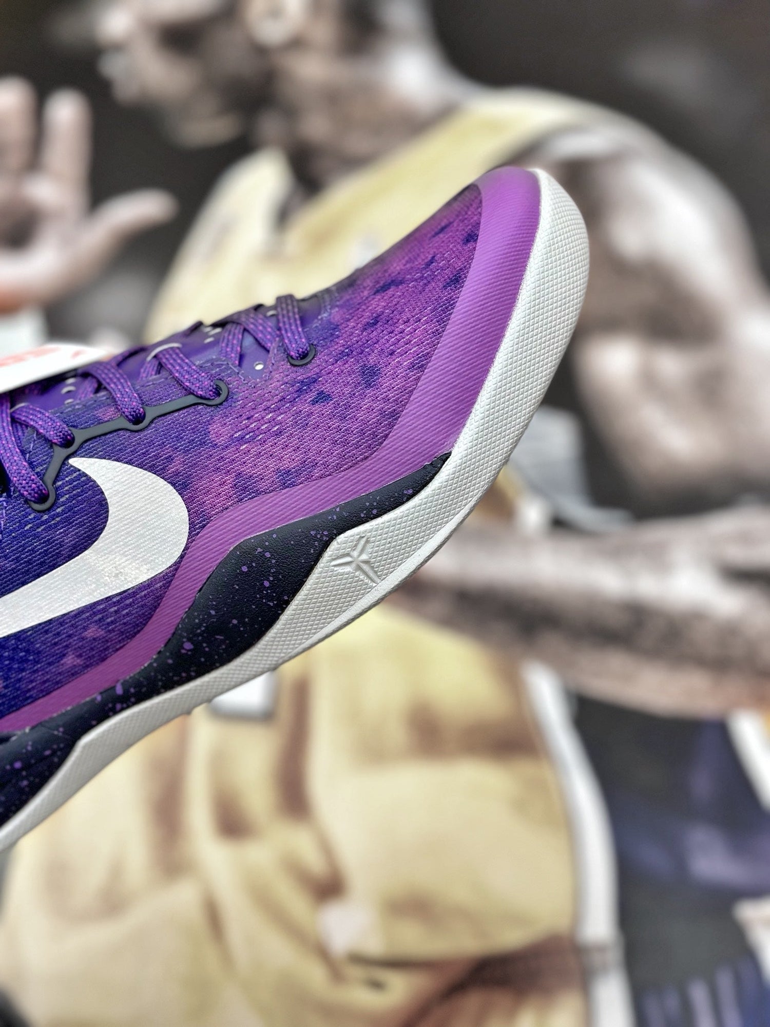 Kobe 8 Purple Platinum