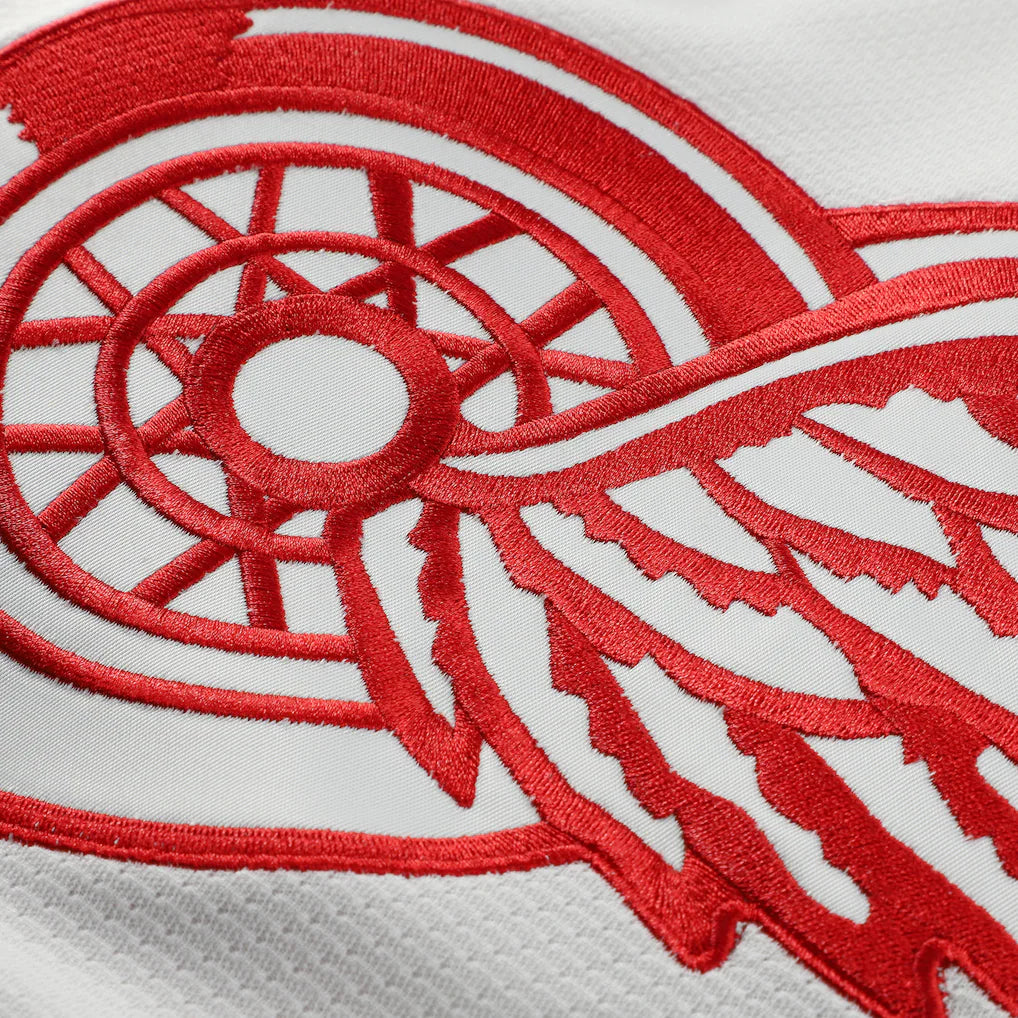 Men's Steve Yzerman Detroit Red Wings 1983-84 White Mitchell & Ness Power Play Jersey