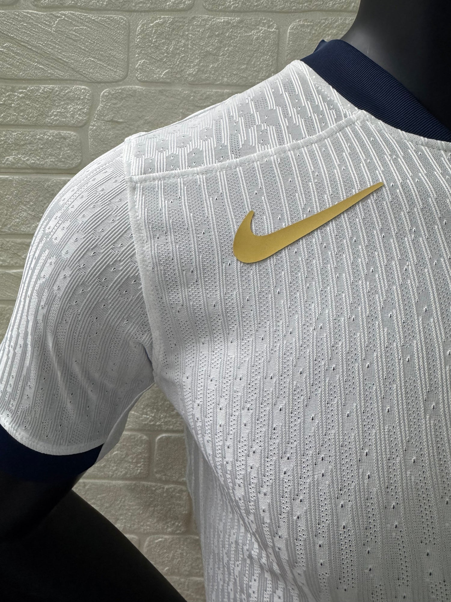 2025-26 Barcelona Home Player Version Shirt White Jersey