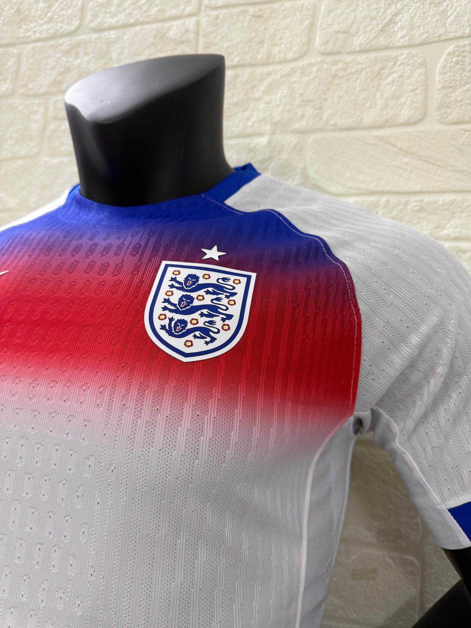 2025-26 England Home Jersey