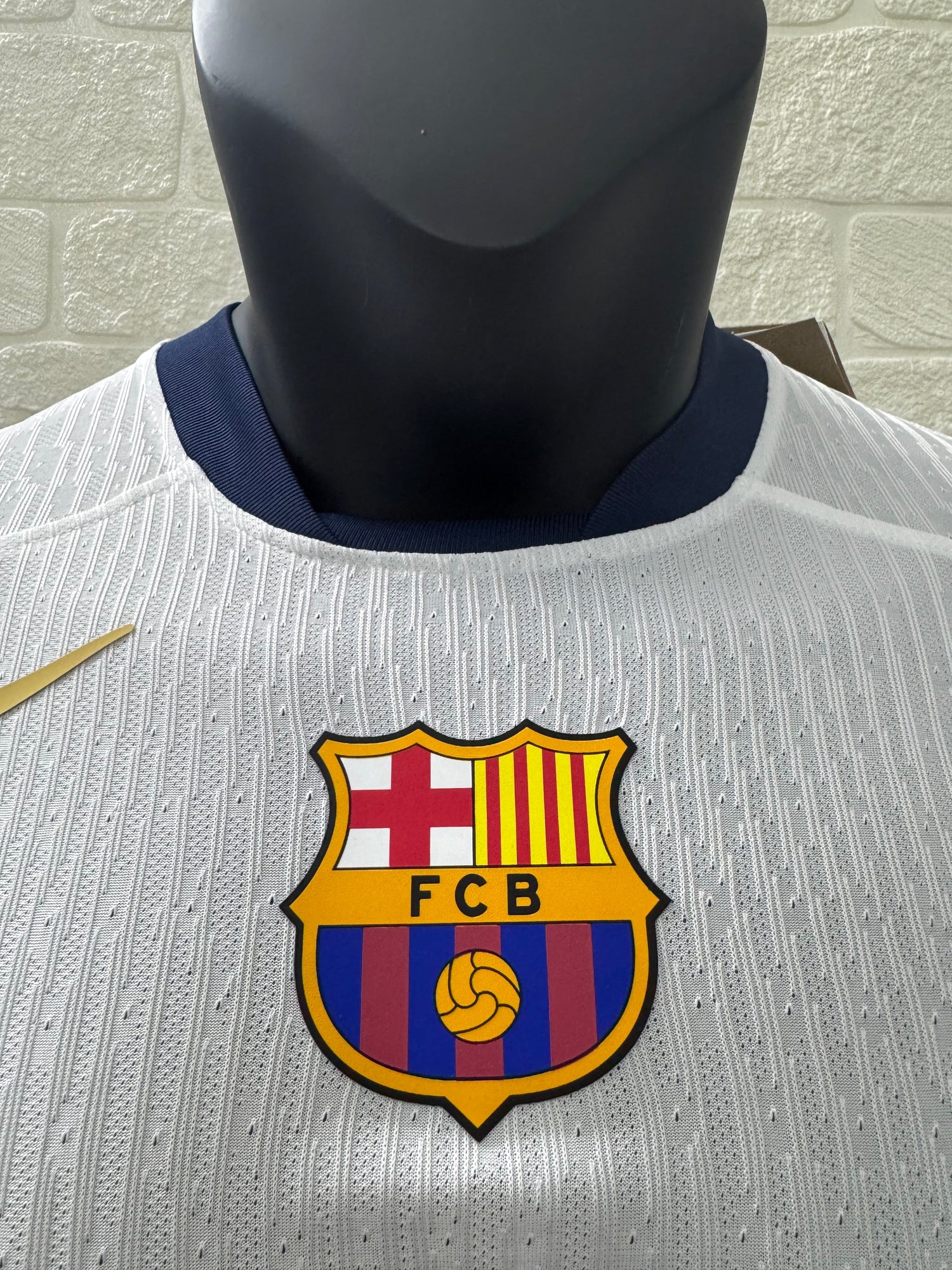 2025-26 Barcelona Home Player Version Shirt White Jersey