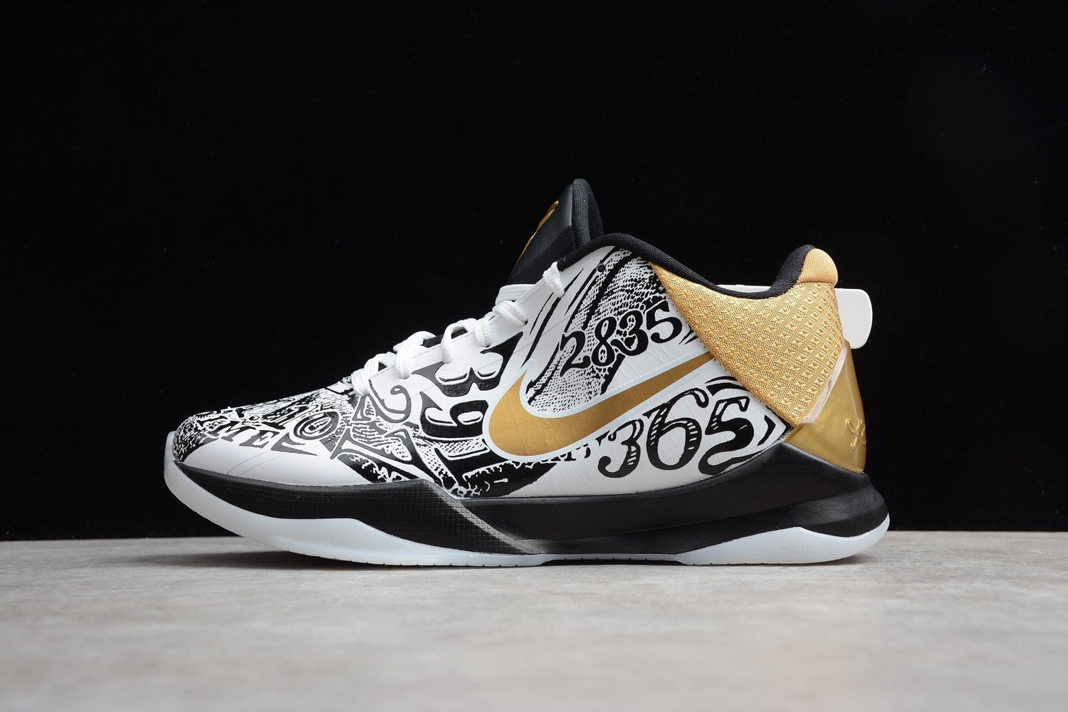 Kobe 5 Big Stage