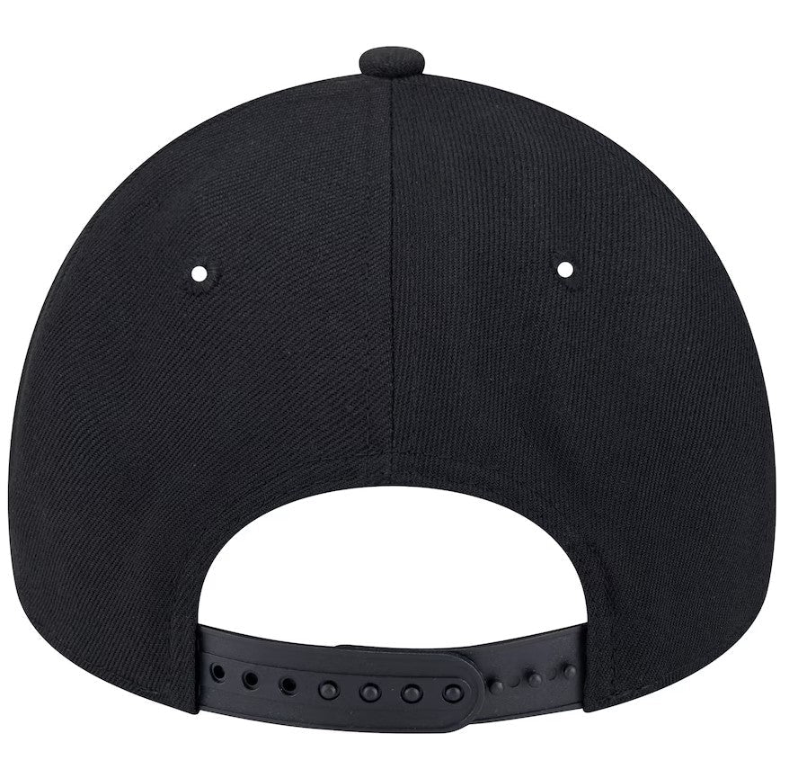 Men's Chicago Blackhawks NHL New Era Black 9Forty A-Frame Snapback Hat