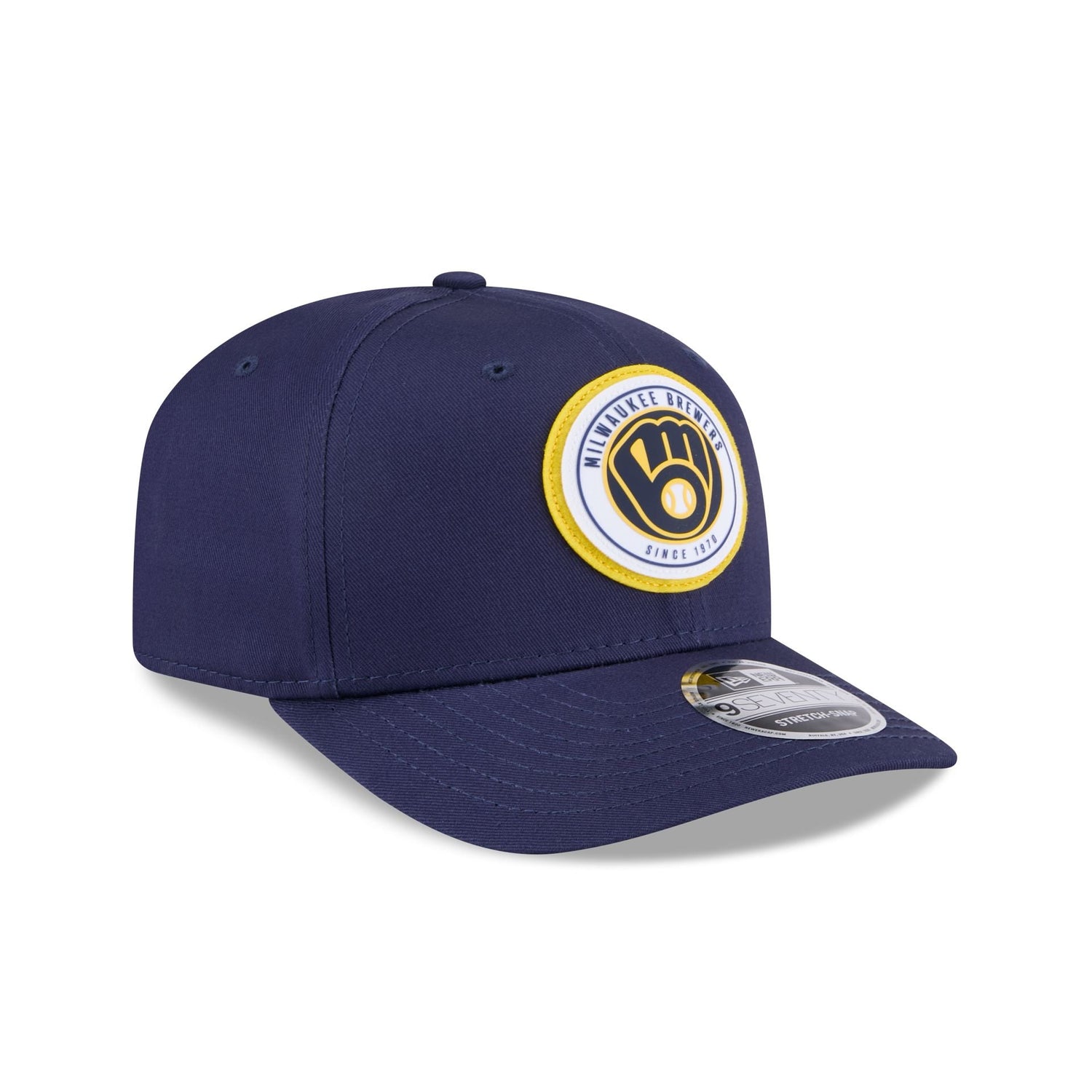 Milwaukee Brewers Circle Patch 9SEVENTY Stretch-Snap Hat