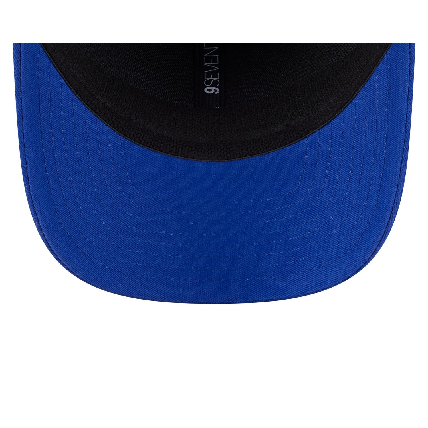 New York Knicks Circle Patch 9SEVENTY Stretch-Snap Hat
