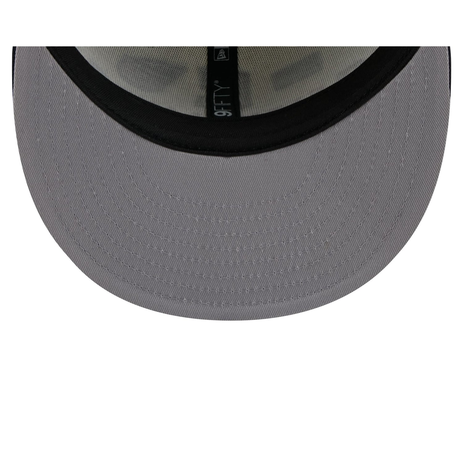 Cleveland Guardians Archive 9FIFTY Snapback Hat