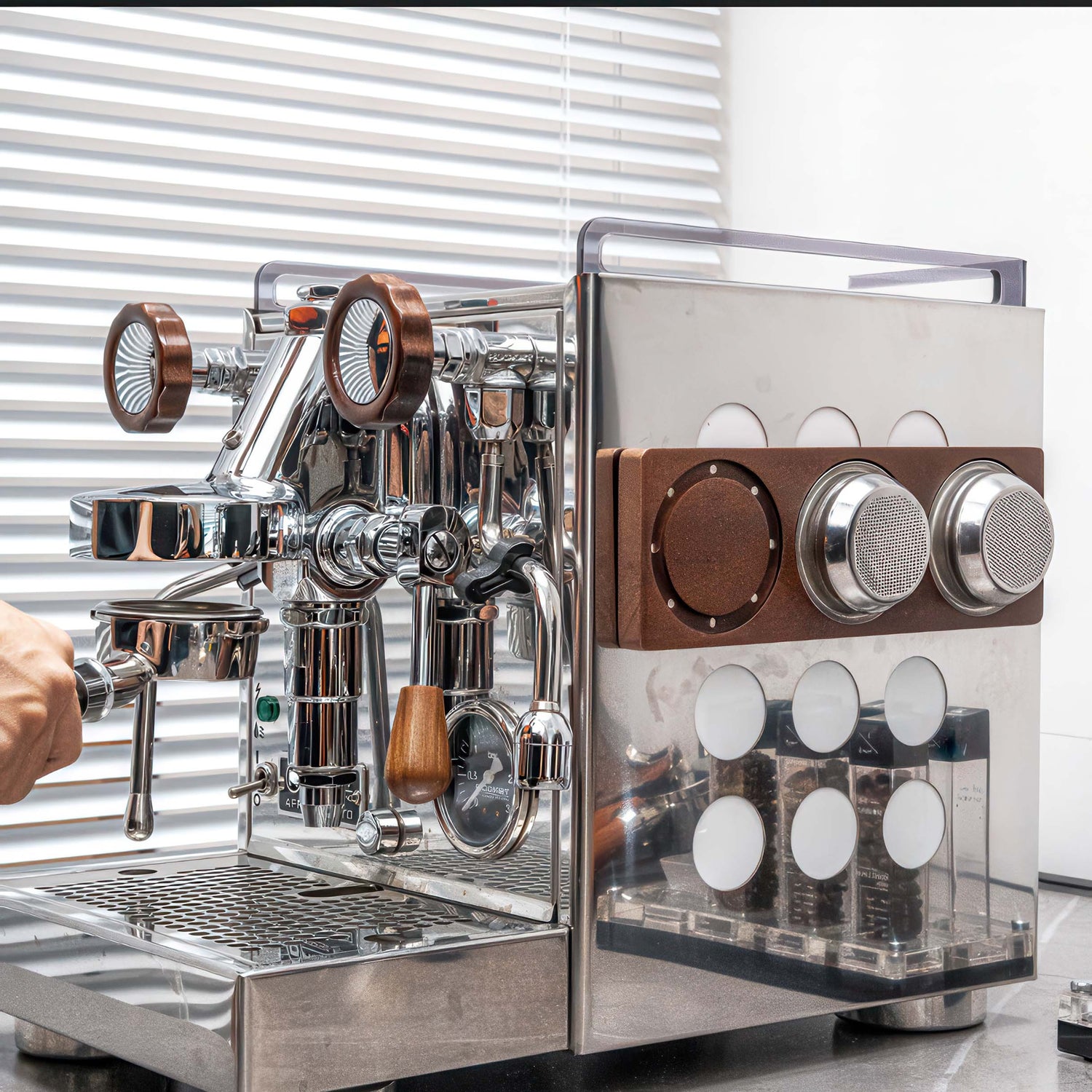 Magnetic Espresso Filter Basket Holder 58MM