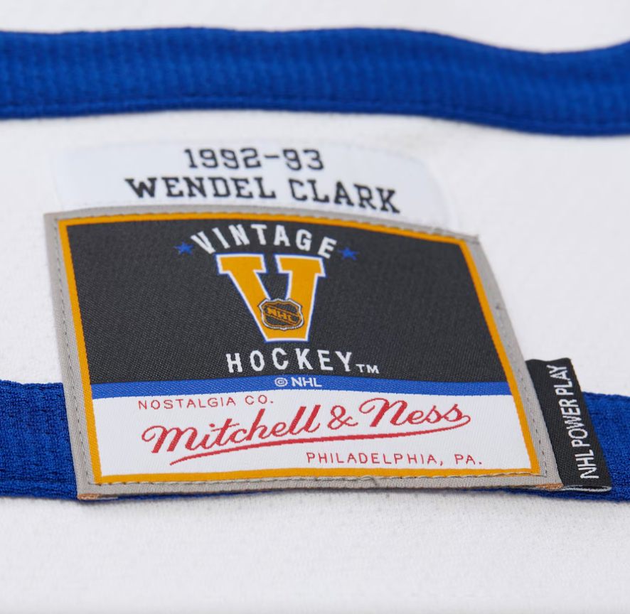 Men's Wendel Clark White Toronto Maple Leafs 1992/93 Power Play Jersey By Mitchell & Ness