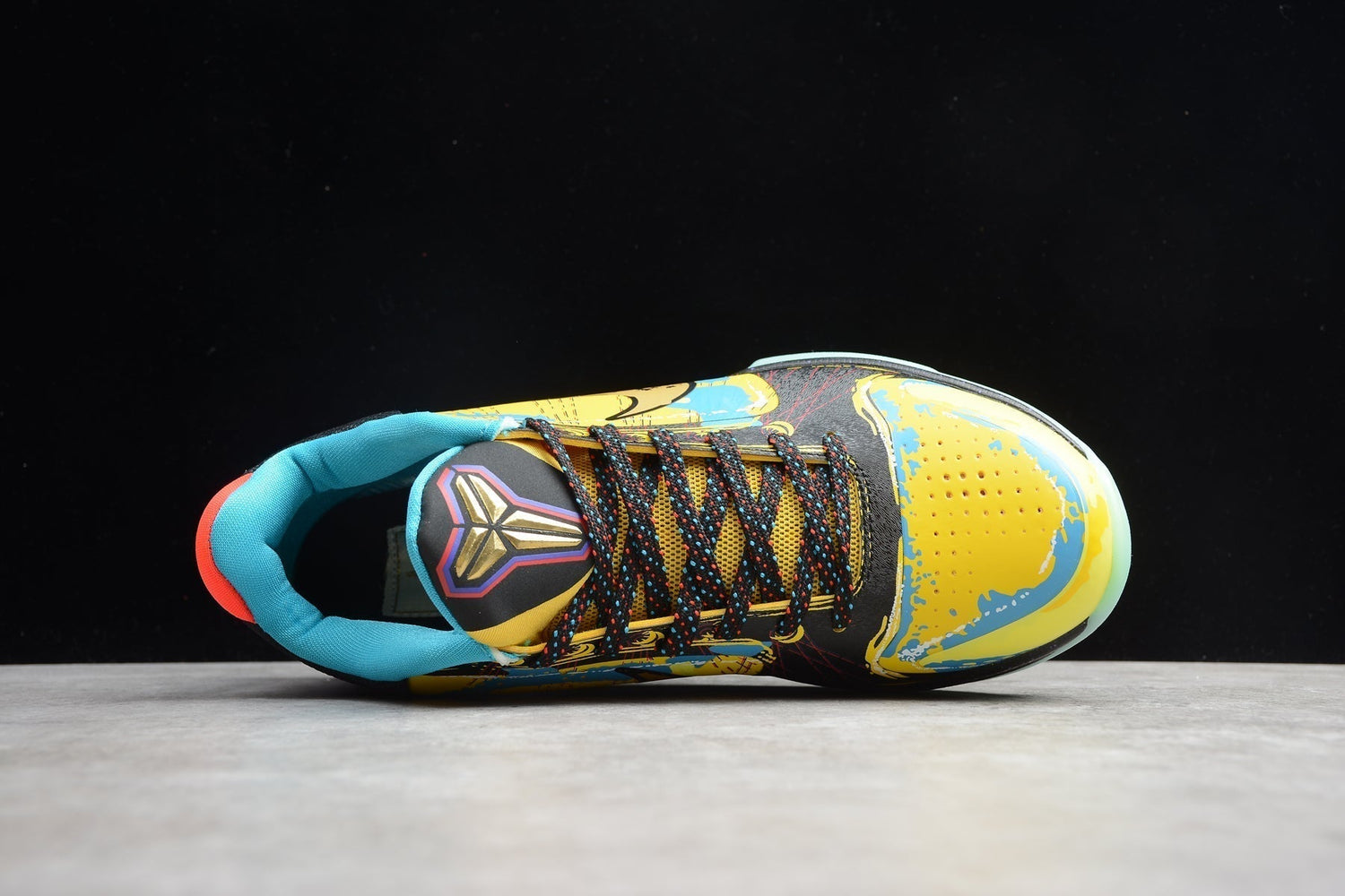 Kobe 5 Big Prelude